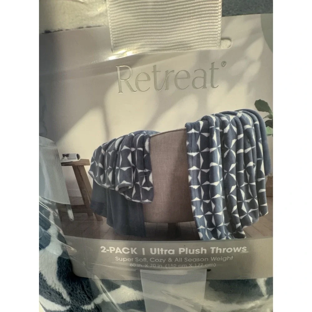 Retreat 2 Pack Plush Throw Modern Geo & Solid Blue 60